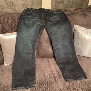 Levi Jeans 569-W38  L 32, Like New!